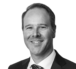 Dr Jonathan Spear